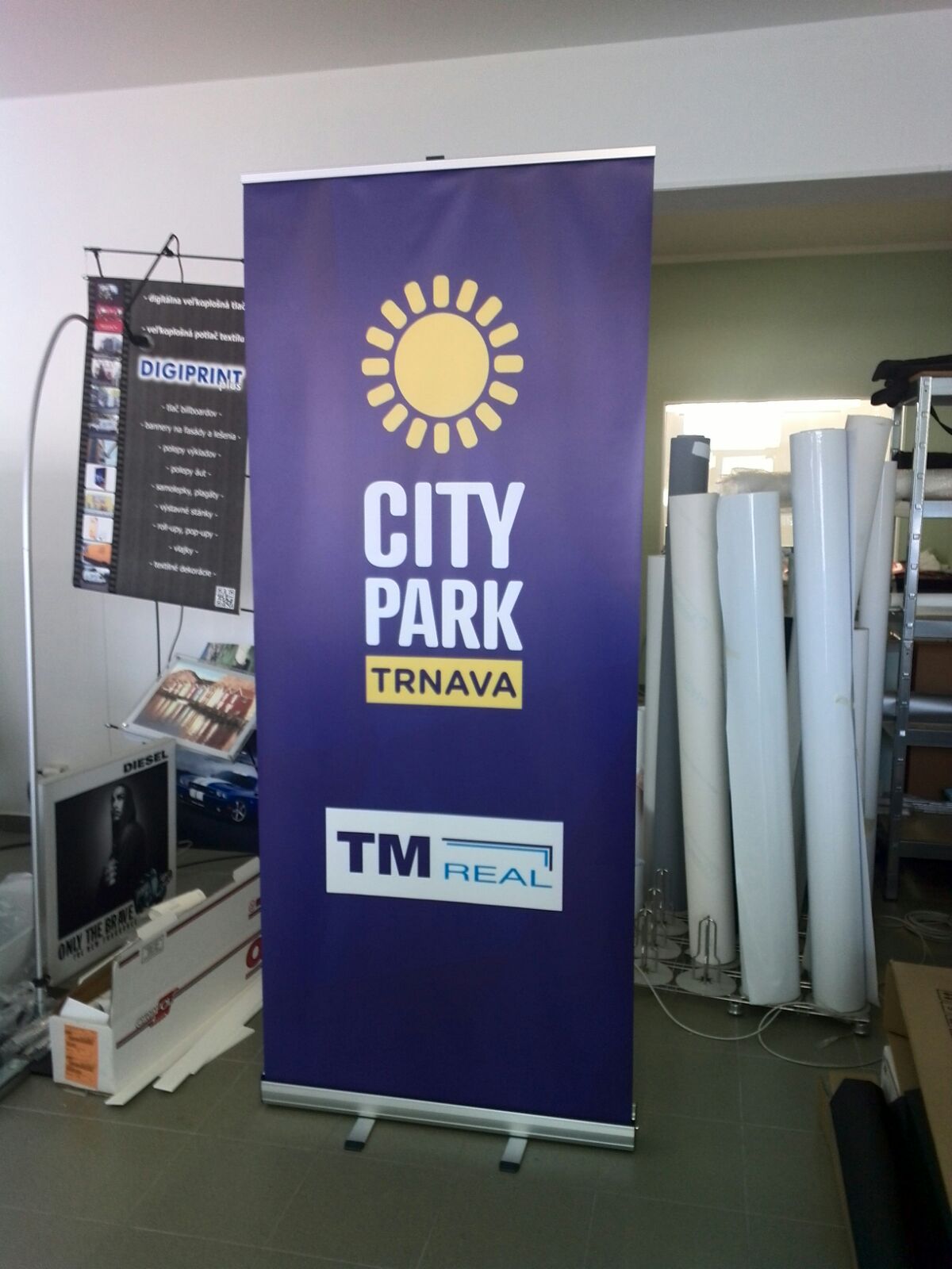 roll up banner CITY PARK